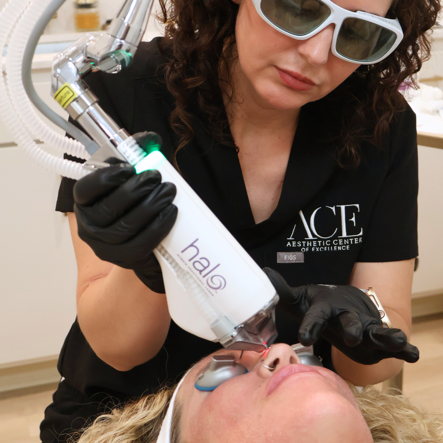 HALO Laser - Face Treatment